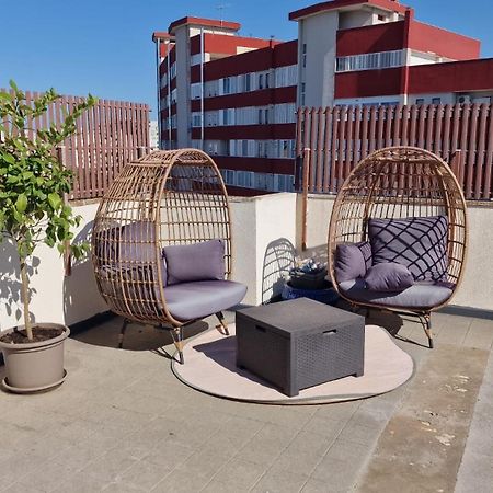 Luxus P4T Family 3 Bedroom With Pool, Tennis Court And Sauna Brindisi Kültér fotó