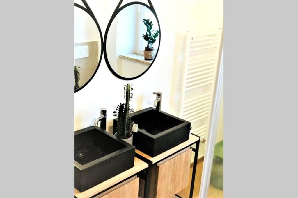 Luxus P4T Family 3 Bedroom With Pool, Tennis Court And Sauna Brindisi Kültér fotó
