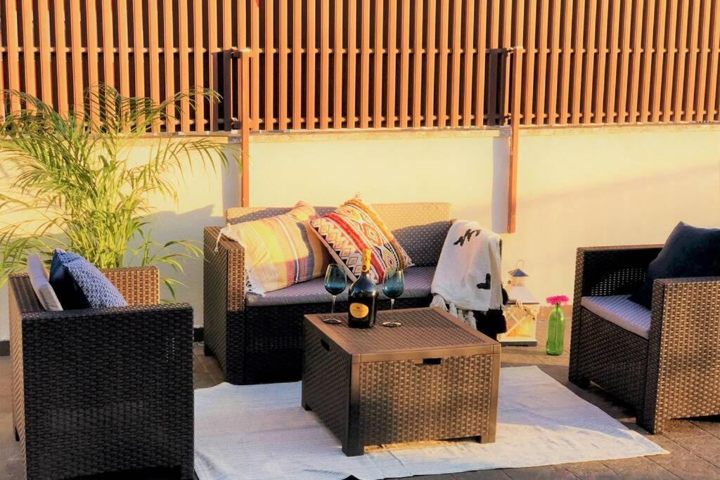 Luxus P4T Family 3 Bedroom With Pool, Tennis Court And Sauna Brindisi Kültér fotó