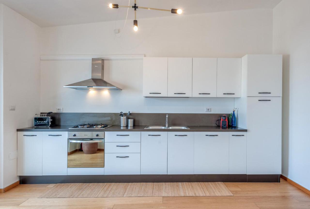 Luxus P4T Family 3 Bedroom With Pool, Tennis Court And Sauna Brindisi Kültér fotó