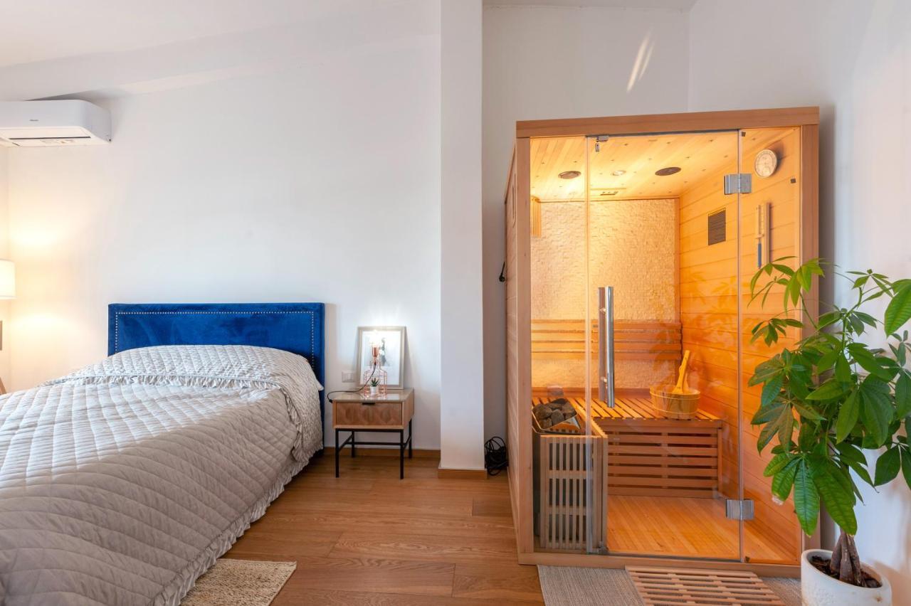 Luxus P4T Family 3 Bedroom With Pool, Tennis Court And Sauna Brindisi Kültér fotó